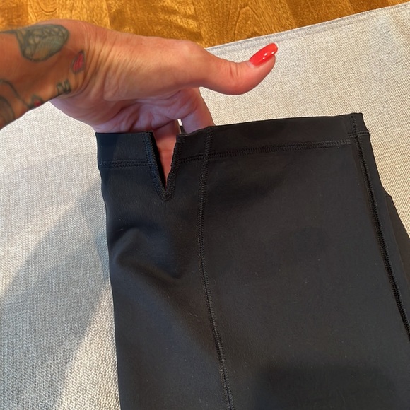 BodyBuilding.com low rise, flair legged leggings. Like new condition. - Picture 4 of 4